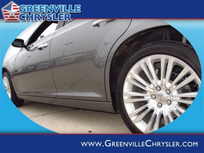 2011 Chrysler 300C  Base