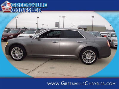 2011 Chrysler 300C  Base