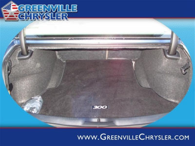 2011 Chrysler 300C  Base