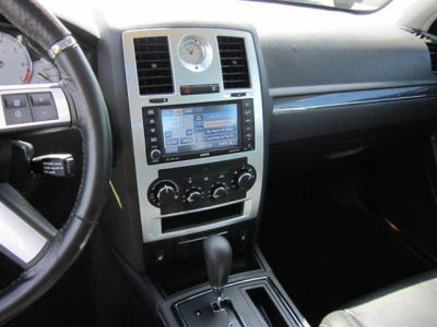 2008 Chrysler 300C  SRT-8