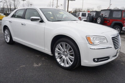 2011 Chrysler 300C  Base