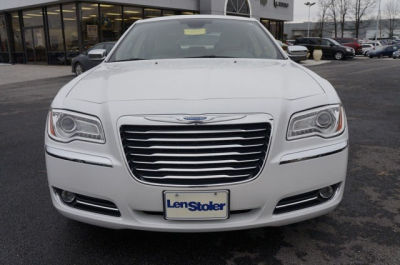 2011 Chrysler 300C  Base