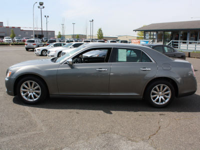 2012 Chrysler 300C  Base