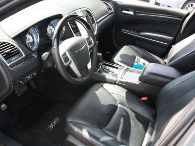 2012 Chrysler 300C  Base