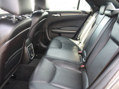 2012 Chrysler 300C  Base