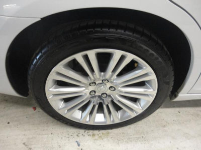 2011 Chrysler 300C  Base