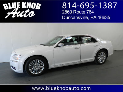 2013 Chrysler 300C  Base