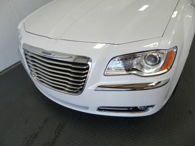 2013 Chrysler 300C  Base
