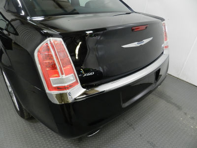 2013 Chrysler 300C  Base