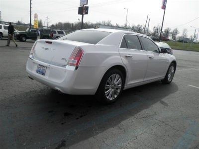 2011 Chrysler 300C  Base