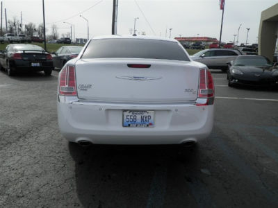 2011 Chrysler 300C  Base