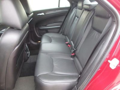 2011 Chrysler 300C  Base