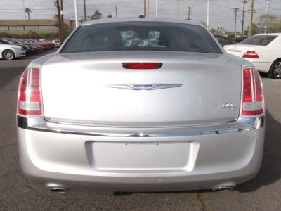 2012 Chrysler 300C  Base