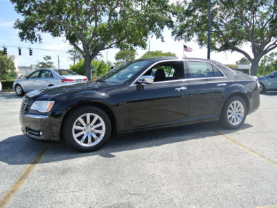 2013 Chrysler 300C  Base