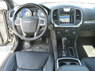 2013 Chrysler 300C  Base