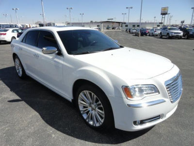 2011 Chrysler 300C  Base