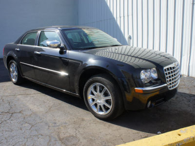 2010 Chrysler 300C  Base