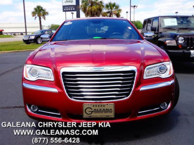 2011 Chrysler 300C  Base