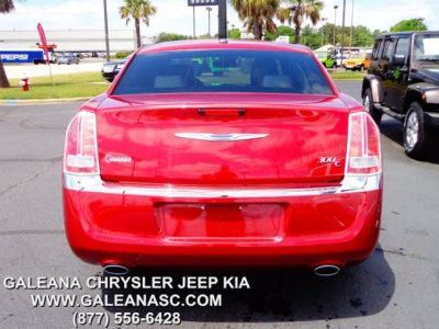 2011 Chrysler 300C  Base