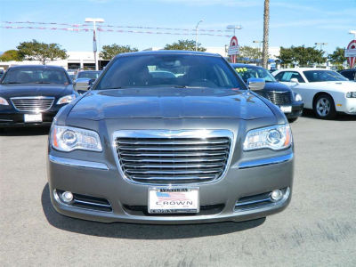 2012 Chrysler 300C  Base