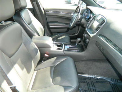 2012 Chrysler 300C  Base