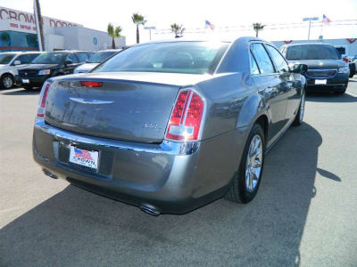 2012 Chrysler 300C  Base
