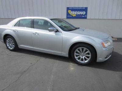 2012 Chrysler 300C  Base