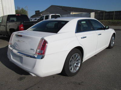 2012 Chrysler 300C  Base