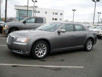 2012 Chrysler 300C  Base