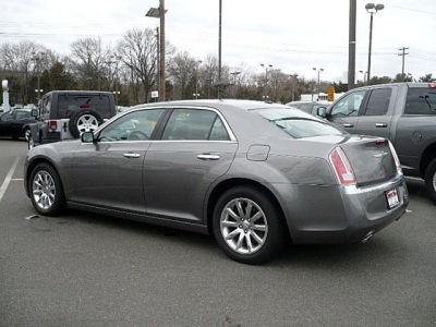 2012 Chrysler 300C  Base