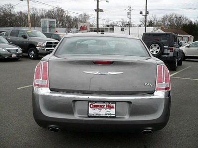 2012 Chrysler 300C  Base