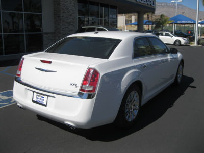 2012 Chrysler 300C  Base