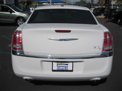 2012 Chrysler 300C  Base