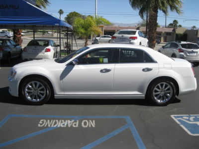 2012 Chrysler 300C  Base