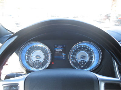 2012 Chrysler 300C  Base