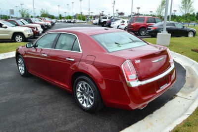 2011 Chrysler 300C  Base