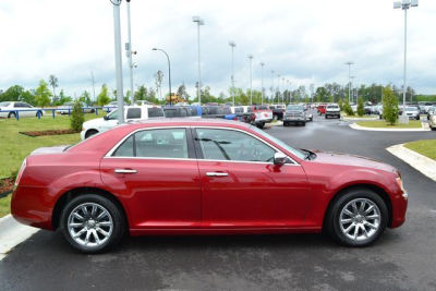 2011 Chrysler 300C  Base