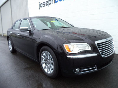 2012 Chrysler 300C  Base