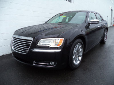 2012 Chrysler 300C  Base