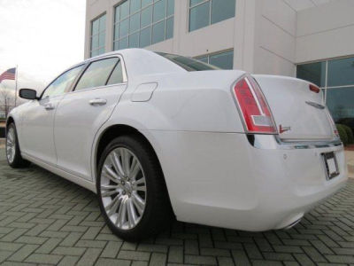 2011 Chrysler 300C
