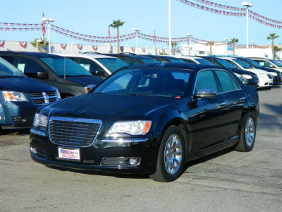 2012 Chrysler 300C  Base