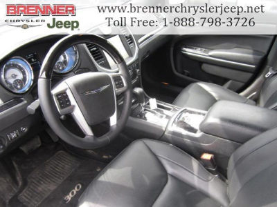 2012 Chrysler 300C  Base
