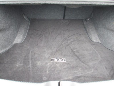 2012 Chrysler 300C  Base