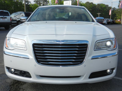 2011 Chrysler 300C  Base