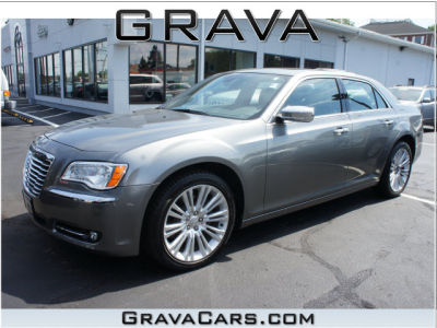 2011 Chrysler 300C  Base