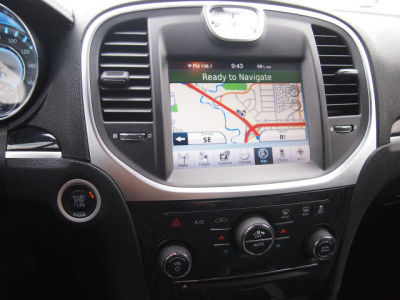 2011 Chrysler 300C  Base