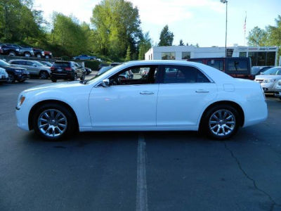 2012 Chrysler 300C  Base