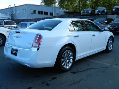 2012 Chrysler 300C  Base
