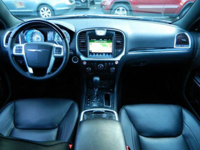 2012 Chrysler 300C  Base