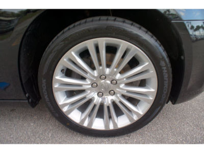 2011 Chrysler 300C  Base